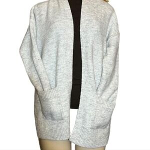 OLIVIA WARREN Women's Cozy Knit Cardigan With Pockets in Light Gray